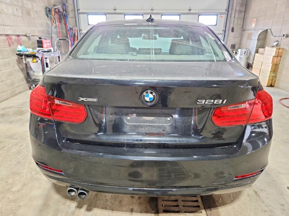 2013 BMW 3er VIN WBA3B3C51DJ976205 COPART salvage auction — MECHANICAL, Mn - Certificate Of Title, sold $725 on 2026-07-28 (photo 6)