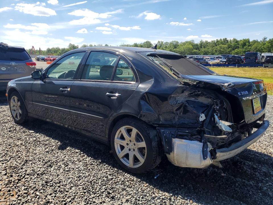 2007 Mercedes-benz E-klasse VIN WDBUF87X07B144131 COPART salvage auction — REAR END, NJ - CERT OF TITLE-SALVAGE, sold $350 on 2026-07-24 (photo 2)