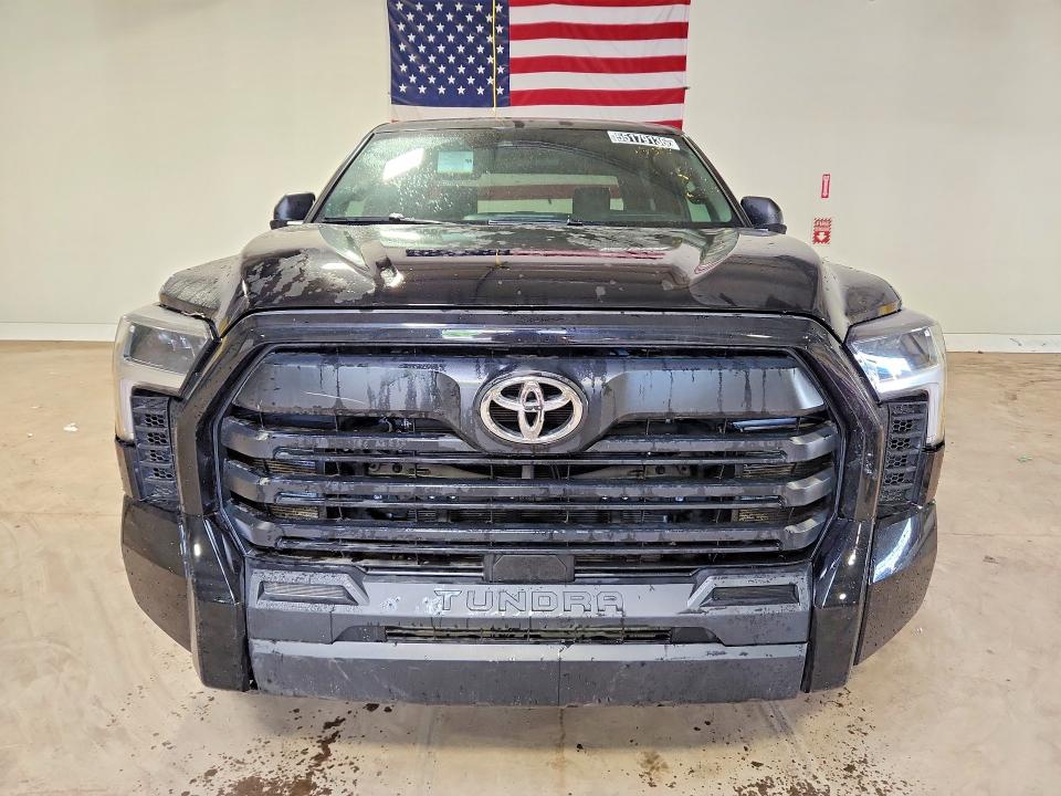 2025 Toyota Tundra VIN 5TFKB5DB0SX288737 COPART salvage auction — FRONT END, NC - DEALER ONLY CLEAN TITLE, sold $16,000 on 2026-07-09 (photo 5)