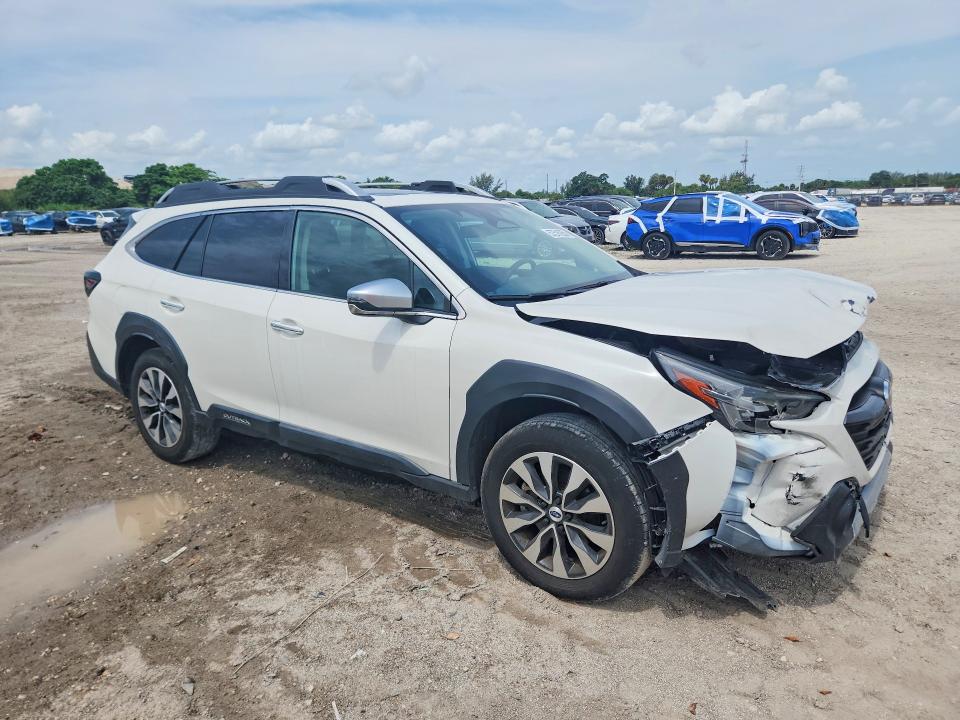 2023 Subaru Outback VIN 4S4BTAPC5P3192560 COPART salvage auction — FRONT END, Salvage Title, sold $25 on 2026-07-30 (photo 4)