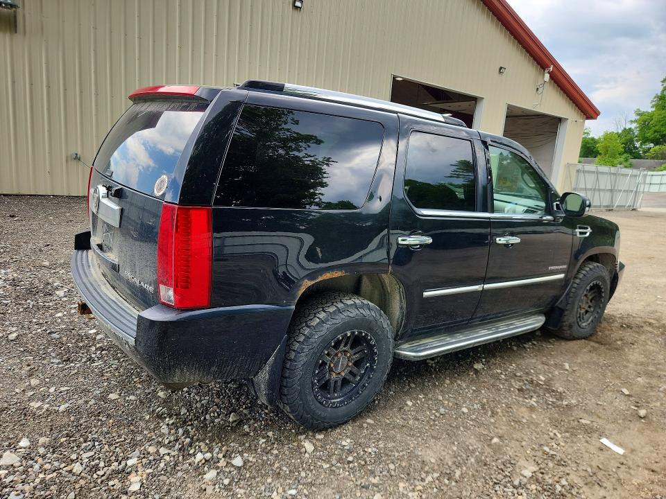2011 Cadillac Escalade VIN 1GYS4BEF5BR356135 COPART salvage auction — FRONT END, Vt - Certificate Of Title, sold $400 on 2026-07-24 (photo 3)