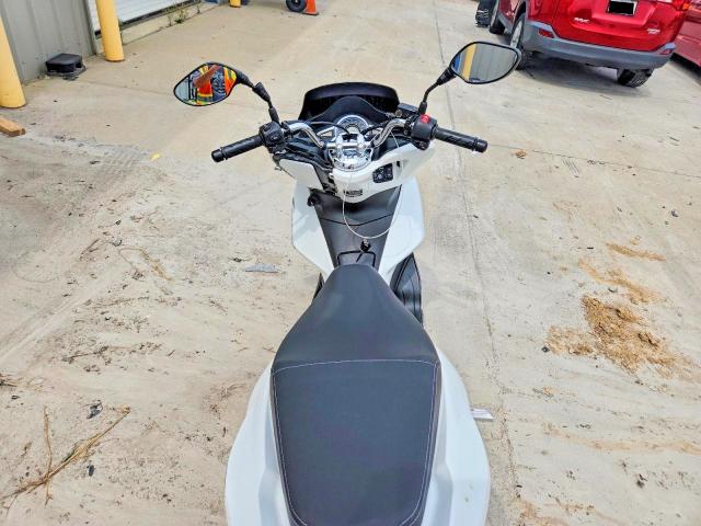 2015 Honda VIN RLHKF1803FY001154 COPART salvage auction — SIDE, WV - SALVAGE CERTIFICATE, sold $60 on 2026-07-30 (photo 6)