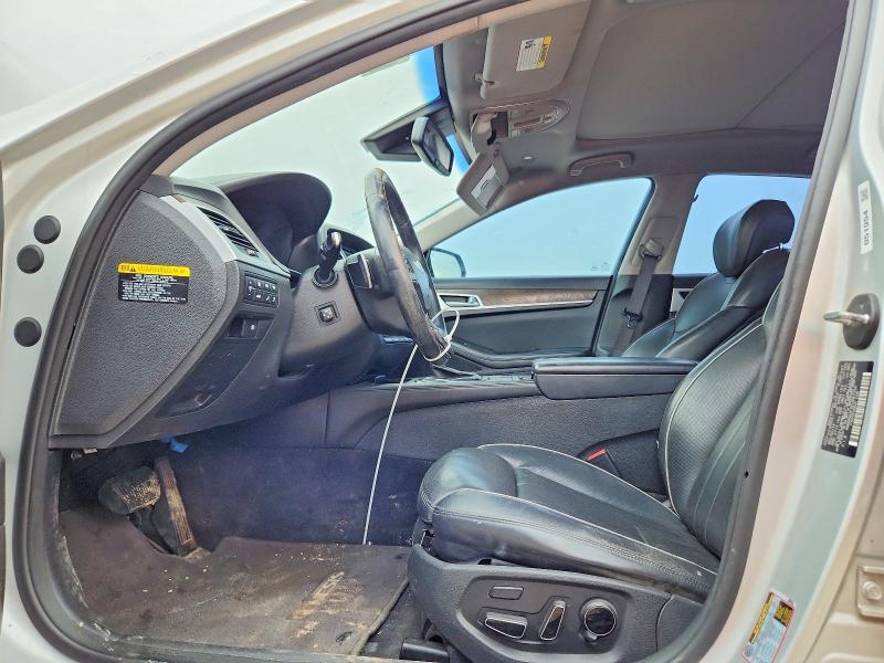 2015 Hyundai Genesis VIN KMHGN4JF9FU067154 COPART salvage auction — REAR END, Tx - Certificate Of Title (P), sold $2,000 on 2026-07-09 (photo 7)