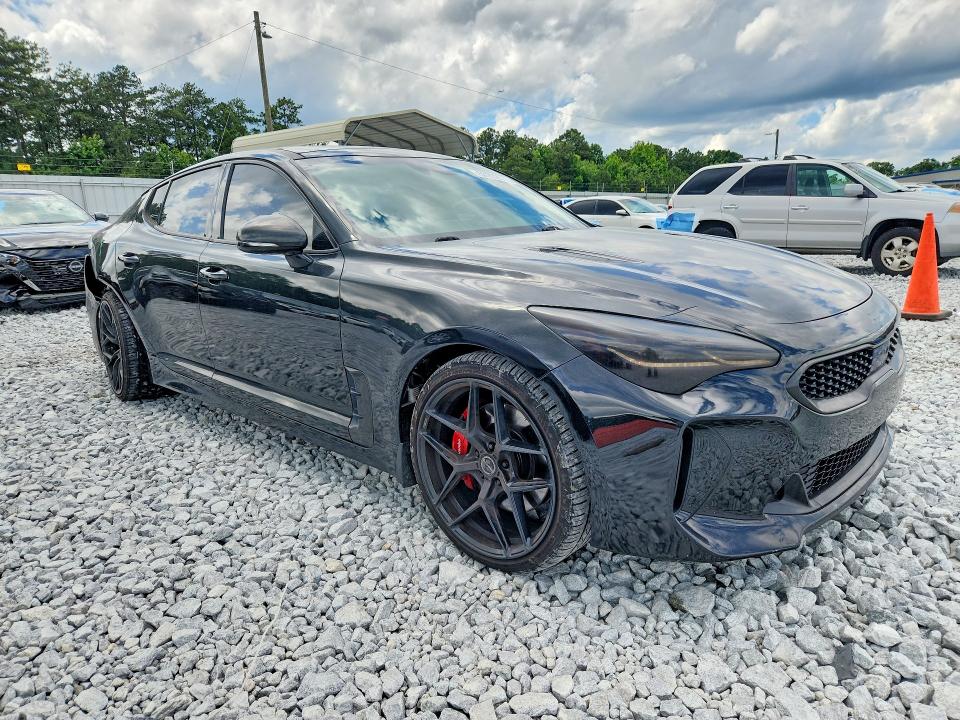 2019 Kia Stinger VIN KNAE55LC5K6061903 COPART salvage auction — REAR END, GA - CERT OF TITLE-SALVAGE, sold $350 on 2026-07-30 (photo 4)