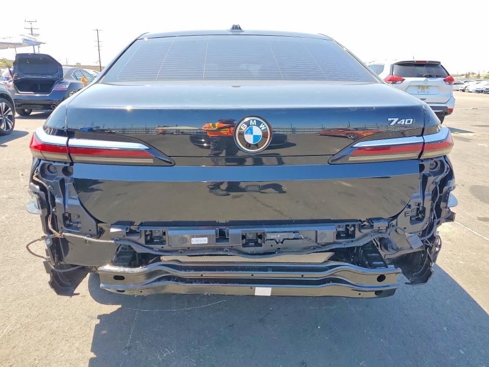 2024 BMW VIN WBA23EH08RCS25938 COPART salvage auction — REAR END, Ca - Dis/Dlr/Exp Only Clean Title, sold $38,500 on 2026-07-13 (photo 6)