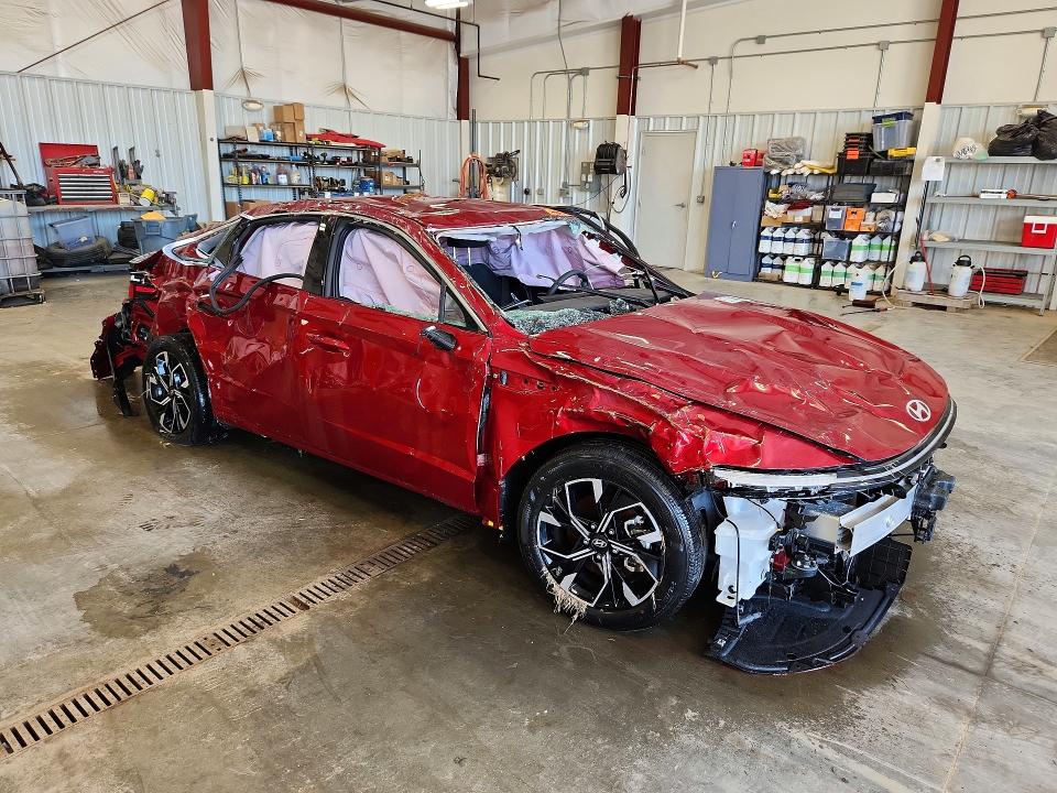 2025 Hyundai Sonata VIN KMHL64JA7SA473915 COPART salvage auction — ALL OVER, Il - Salvage Certificate (P), sold $350 on 2026-07-07 (photo 4)