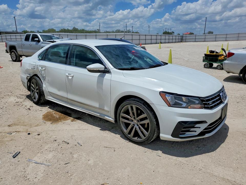 2016 Volkswagen Passat VIN 1VWAT7A30GC038346 COPART salvage auction — SIDE, Tx - Salvage Vehicle Title, sold $1,400 on 2026-07-02 (photo 4)
