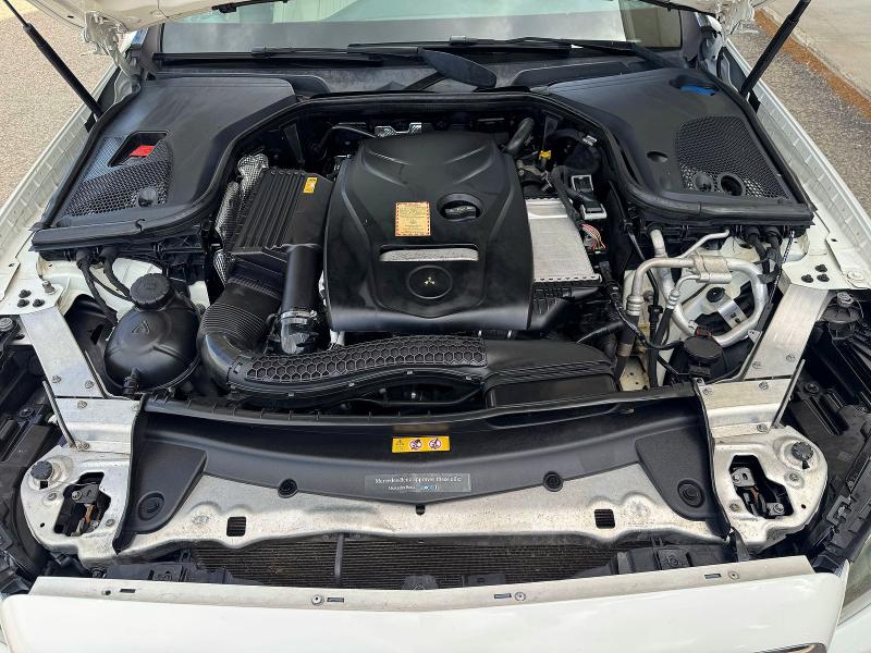 2017 Mercedes-benz E-class VIN WDDZF4JB5HA048053 COPART salvage auction — MINOR DENT/SCRATCHES, MA - CERTIFICATE OF TITLE (P), sold $9,900 on 2026-07-17 (photo 8)