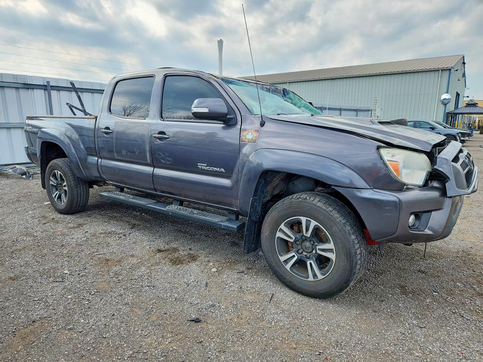 2015 Toyota Tacoma VIN 5TFMU4FN6FX035805 COPART salvage auction — ALL OVER, On - Permit Salvage, sold $1,000 on 2026-07-28 (photo 4)