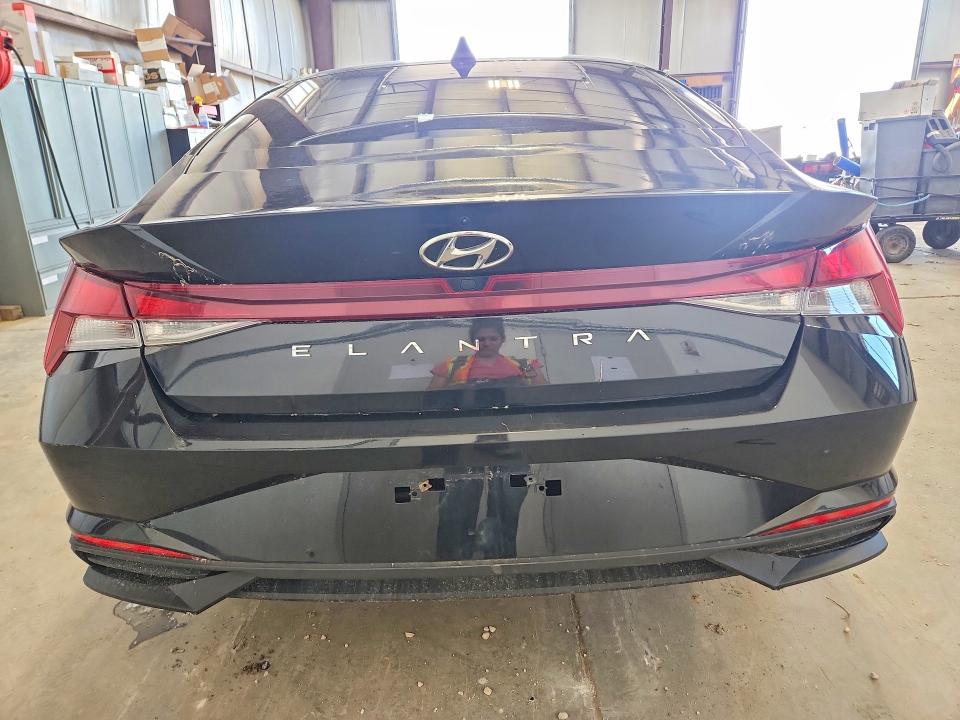 2022 Hyundai Elantra VIN KMHLM4AG0NU358294 COPART salvage auction — VANDALISM, Ab - Bos - Salvage, sold $2,200 on 2026-07-09 (photo 6)