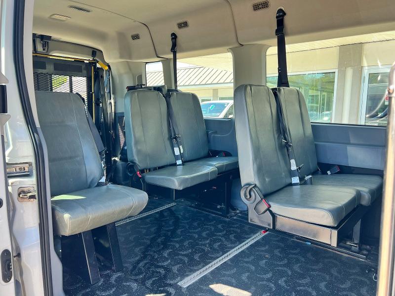 2017 Ford Transit VIN 1FDZX2CM1HKB28059 COPART salvage auction — MINOR DENT/SCRATCHES, MA - CERTIFICATE OF TITLE (P), sold $11,500 on 2026-07-02 (photo 6)