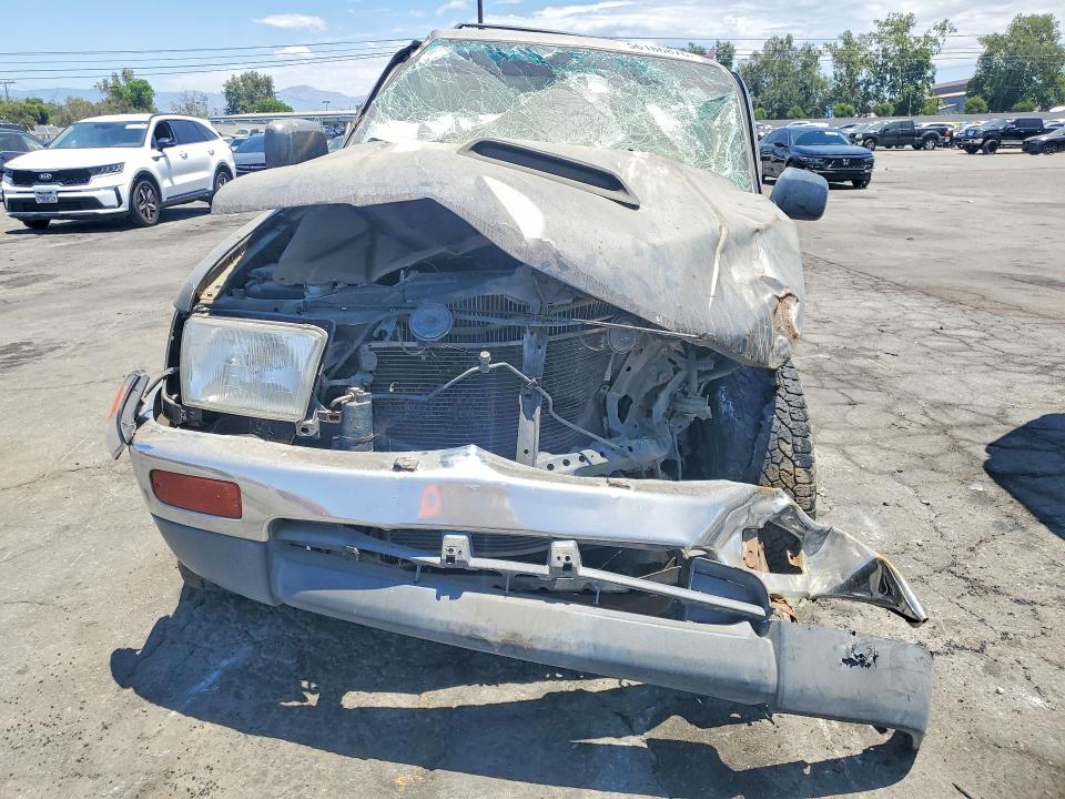 1997 Toyota 4runner VIN JT3GN86R4V0040260 COPART salvage auction — ALL OVER, Ca - Salvage Certificate, sold $400 on 2026-07-06 (photo 5)