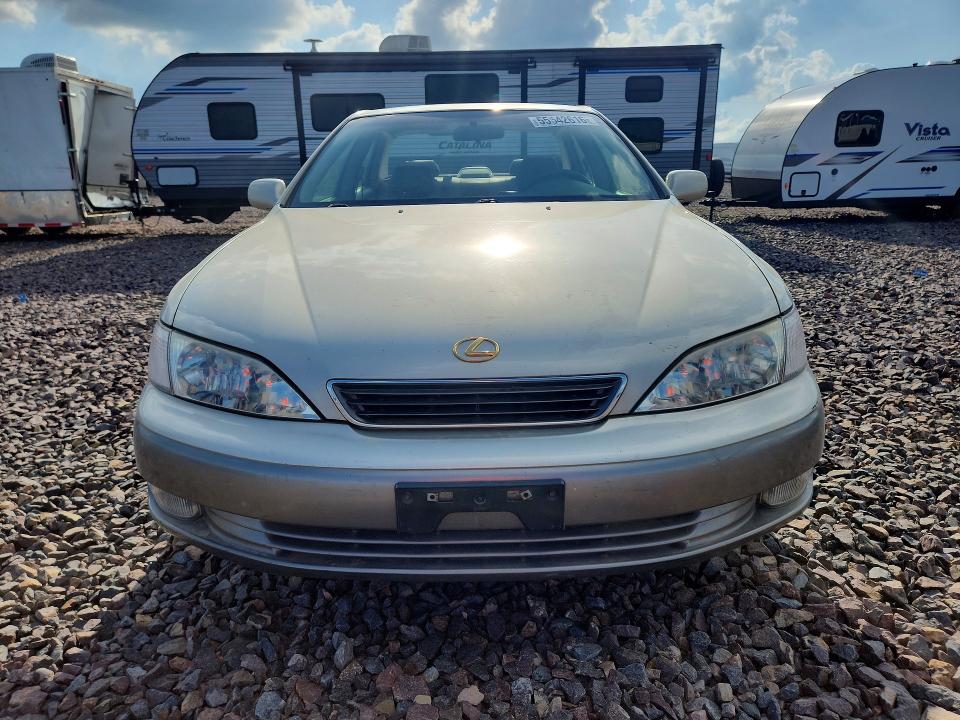 1999 Lexus ES VIN JT8BF28G2X5058661 COPART salvage auction — HAIL, Mo - Salvage Certificate Of Title, sold $575 on 2026-07-08 (photo 5)