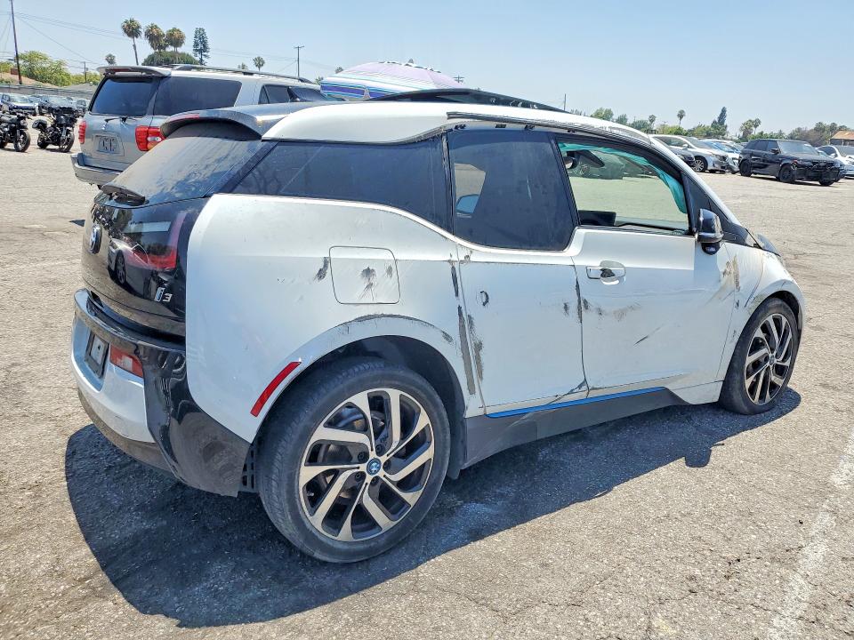 2017 BMW VIN WBY1Z6C35H7A39738 COPART salvage auction — ROLLOVER, Ca - Salvage Certificate, sold $1,500 on 2026-07-31 (photo 3)