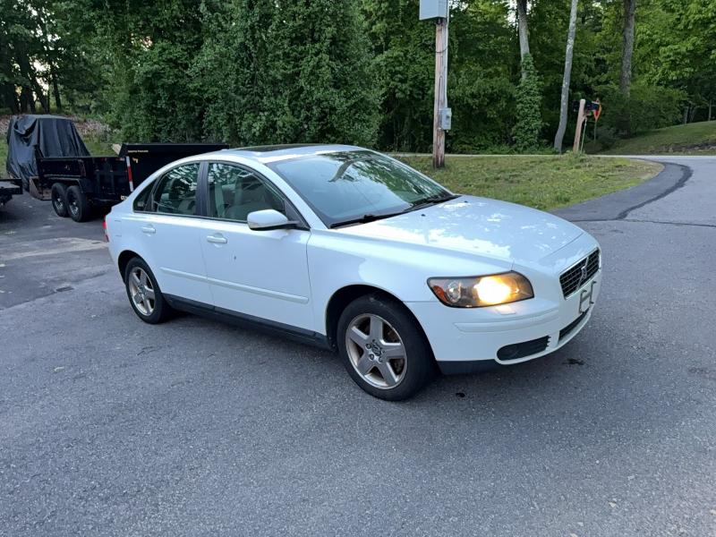 2006 Volvo S40 VIN YV1MH682162191826 COPART salvage auction — NORMAL WEAR, NH - CERTIFICATE OF TITLE (P), sold $500 on 2026-07-02 (photo 1)