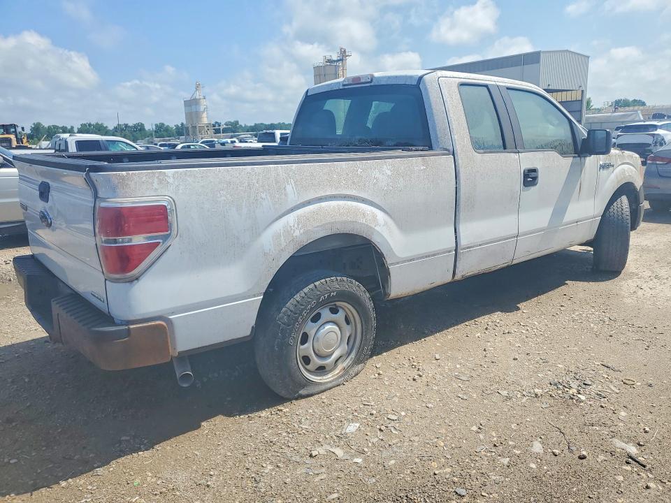 2014 Ford F-150 VIN 1FTEX1CM3EKF95556 COPART salvage auction — MECHANICAL, KS - DEALER ONLY CLEAN TITLE, sold $550 on 2026-07-02 (photo 3)
