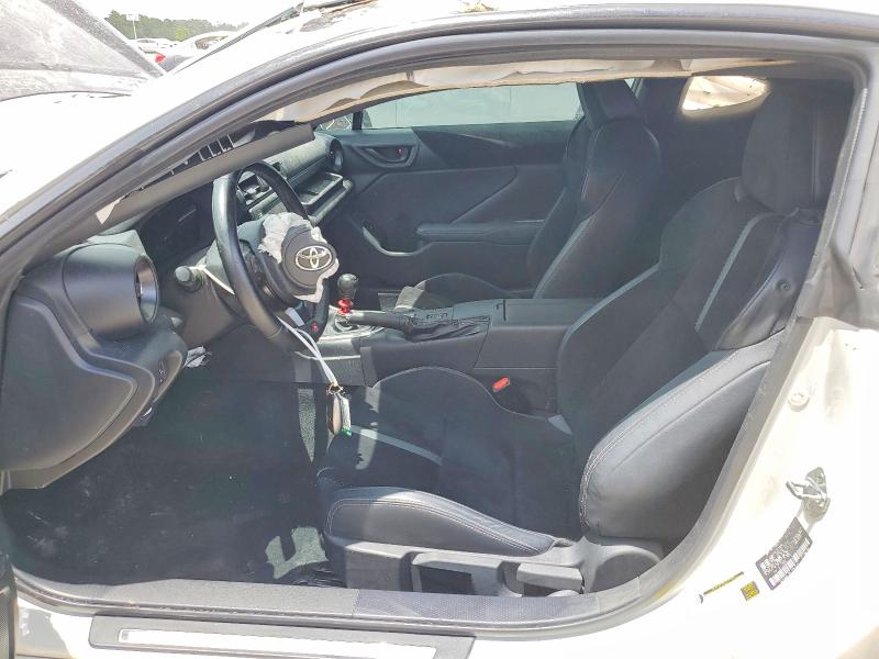 2023 Toyota Gr 86 VIN JF1ZNBE17P9765384 COPART salvage auction — ROLLOVER, Ut - Salvage Certificate, sold $6,400 on 2026-07-07 (photo 7)