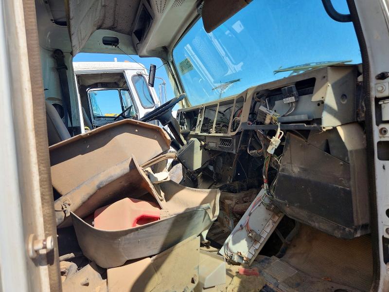 1999 International 4000 series VIN 1HTSDAAN9XH606795 COPART salvage auction — STRIPPED, Fl - Certificate Of Destruction (P), sold $1,500 on 2026-07-09 (photo 5)