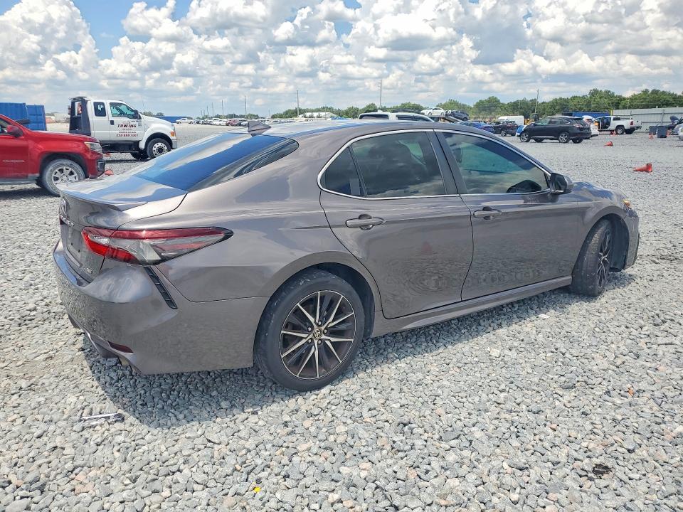 2021 Toyota Camry VIN 4T1G11AK3MU560185 COPART salvage auction — FRONT END, Fl - Certificate Of Title, sold $6,500 on 2026-07-03 (photo 3)