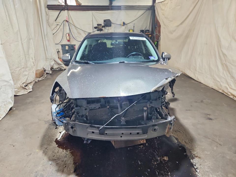 2011 Mazda 3 VIN JM1BL1K69B1375583 COPART salvage auction — FRONT END, PA - CERT OF SALV-R=RECONSTRUCTED, sold $175 on 2026-07-02 (photo 5)