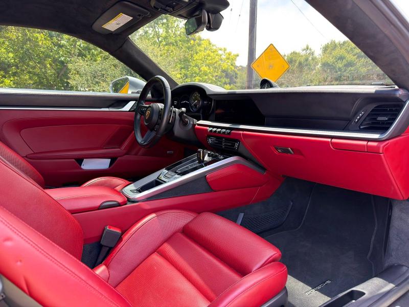 2021 Porsche 911 VIN WP0AB2A96MS223242 COPART salvage auction — NORMAL WEAR, Ca - Dlr/Dis/Exp Only Salvage Title (P), sold $73,500 on 2026-07-02 (photo 5)