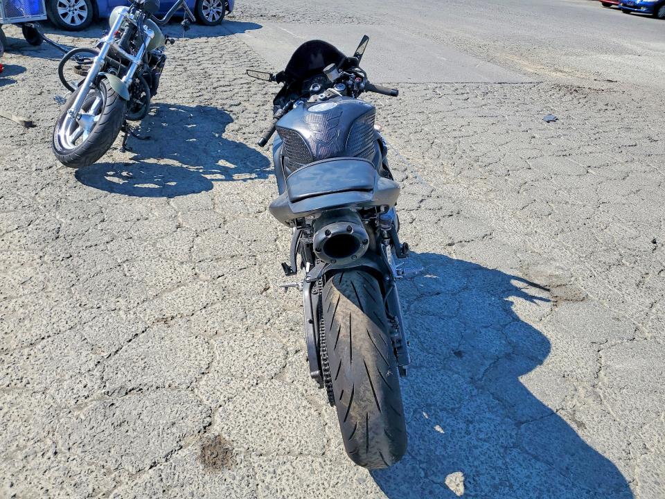 2007 Honda Cbr VIN JH2PC401X7M002614 COPART salvage auction — FRONT END, Ca - Salvage Certificate, sold $1,300 on 2026-07-16 (photo 4)