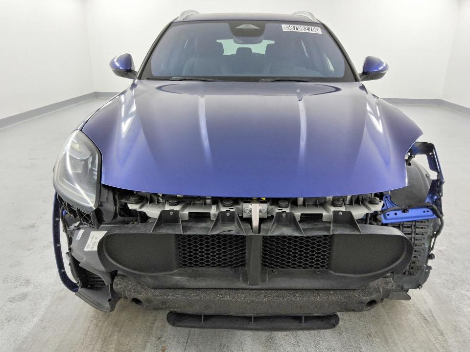 2023 Maserati Grecale VIN ZN682AVA3P7416502 COPART salvage auction — FRONT END, Ca - Certificate Of Title, sold $850 on 2026-07-21 (photo 5)