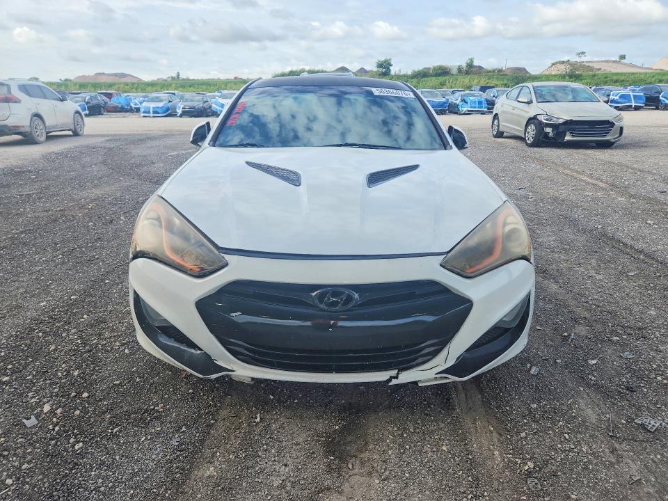 2014 Hyundai Genesis VIN KMHHU6KJXEU115491 COPART salvage auction — MINOR DENT/SCRATCHES, Mt - Cert Of Title-Rebuilt Salvage, sold $900 on 2026-07-07 (photo 5)