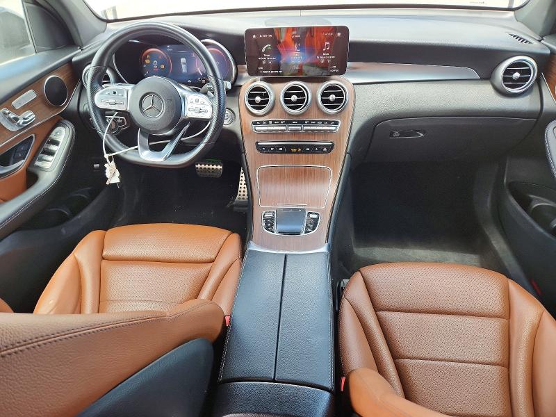 2022 Mercedes-benz VIN W1N0G8DB3NV375518 COPART salvage auction — MINOR DENT/SCRATCHES, Fl - Certificate Of Title, sold $21,200 on 2026-07-16 (photo 8)