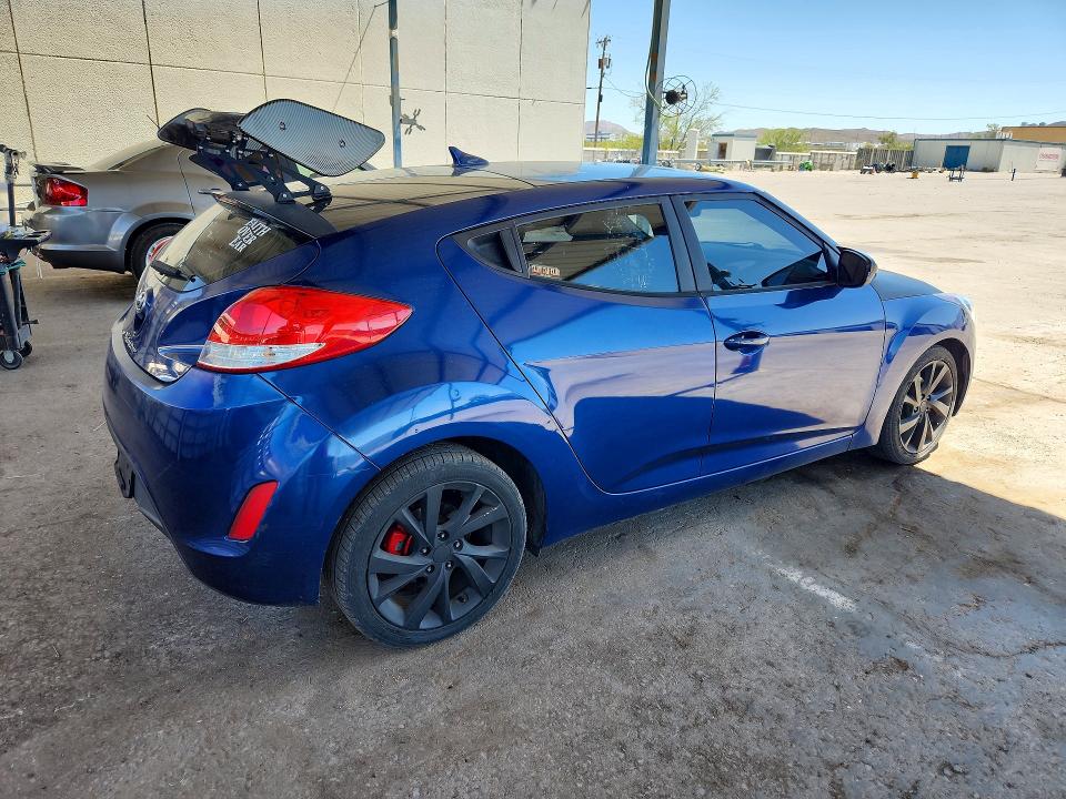 2017 Hyundai Veloster VIN KMHTC6AD4HU311553 COPART salvage auction — MINOR DENT/SCRATCHES, Nm - Cert Of Title-Salvage, sold $2,000 on 2026-07-06 (photo 3)