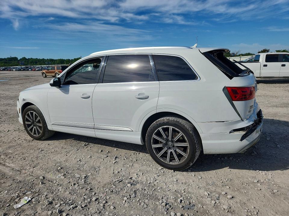 2017 Audi Q7 VIN WA1LAAF76HD005156 COPART salvage auction — REAR END, Il - Salvage Certificate, sold $4,950 on 2026-07-20 (photo 2)