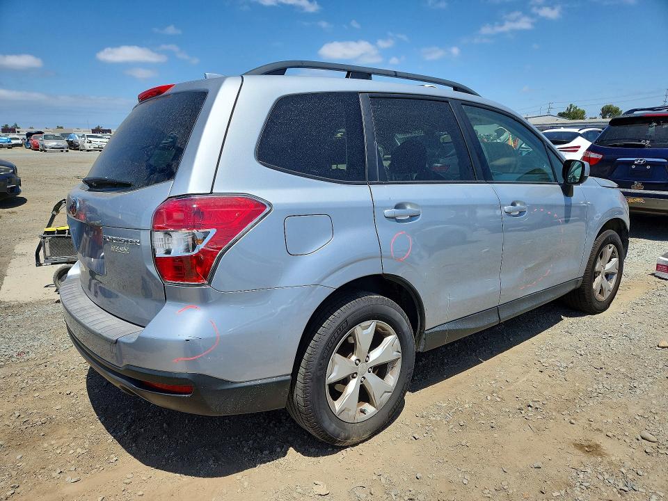 2016 Subaru Forester VIN JF2SJAFC7GH545560 COPART salvage auction — FRONT END, Ca - Salvage Certificate, sold $2,000 on 2026-07-28 (photo 3)