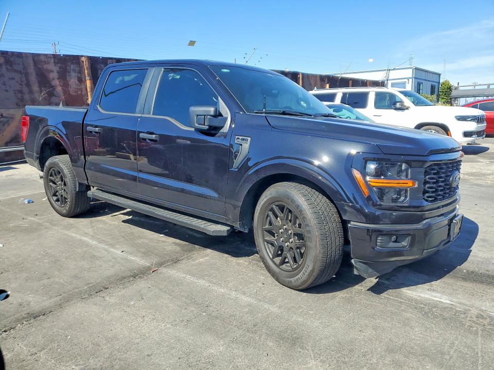 2025 Ford F-150 VIN 1FTEW2K58SKE28849 COPART salvage auction — FRONT END, Salvage Title, sold $11,500 on 2026-08-21 (photo 4)