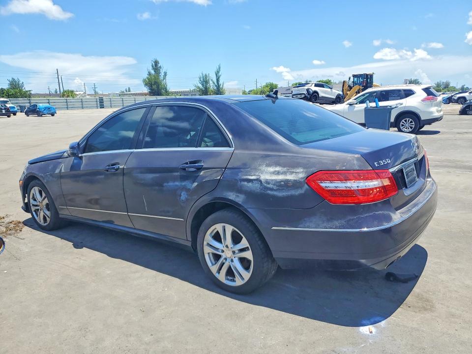 2011 Mercedes-benz E-class VIN WDDHF8HB2BA355793 COPART salvage auction — SIDE, Fl - Cert Of Title W/Slvg History, sold $400 on 2026-07-29 (photo 2)
