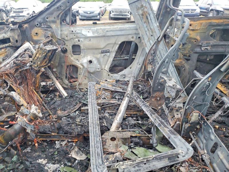 2018 Infiniti Qx60 VIN 5N1DL0MM8JC520755 COPART salvage auction — INTERIOR BURN, IL - JUNKING CERT OF A VEHICLE, sold $250 on 2026-07-24 (photo 7)