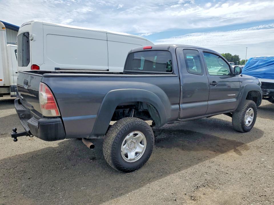 2011 Toyota Tacoma VIN 5TFUX4EN8BX004848 COPART salvage auction — MINOR DENT/SCRATCHES, Vt - Certificate Of Title, sold $1,100 on 2026-07-30 (photo 3)