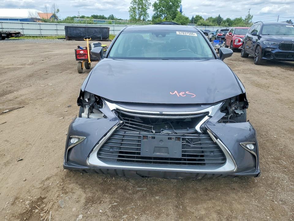 2016 Lexus ES VIN 58ABK1GG6GU004198 COPART salvage auction — FRONT END, OH - CERT OF TITLE-SALVAGE, sold $6,100 on 2026-07-02 (photo 5)