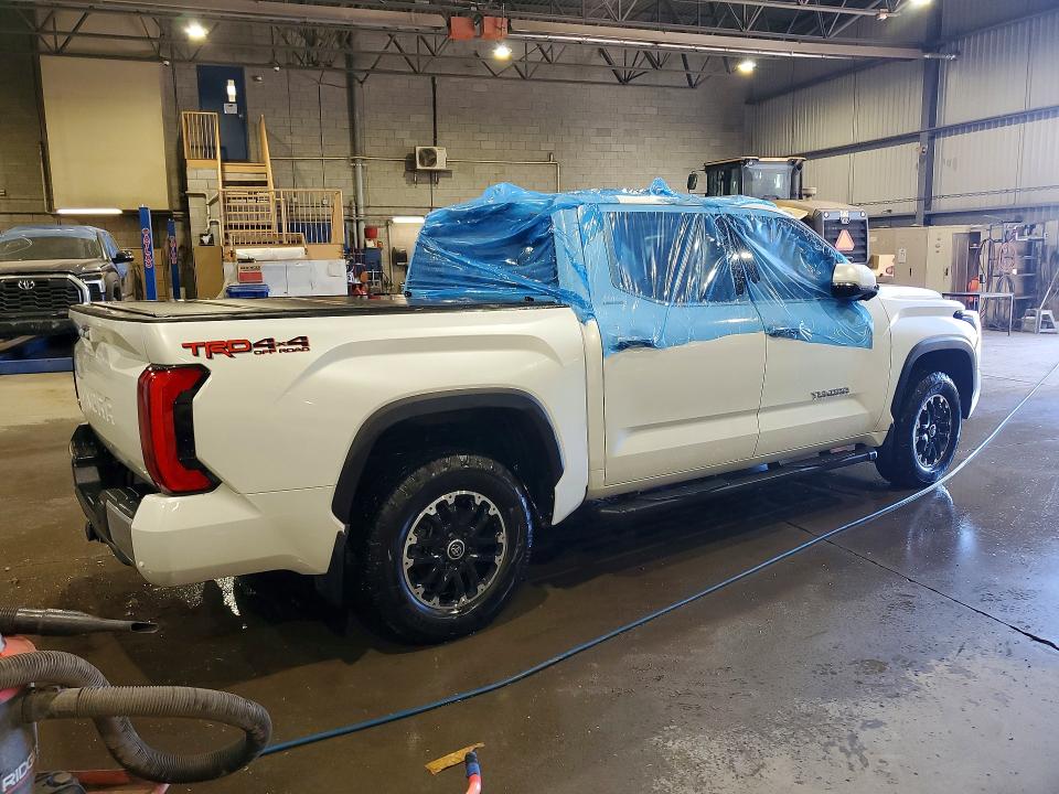 2024 Toyota Tundra VIN 5TFJA5DB7RX160987 COPART salvage auction — VANDALISM, ON - PERMIT NO BRAND - UNFIT, sold $36,000 on 2026-07-03 (photo 3)