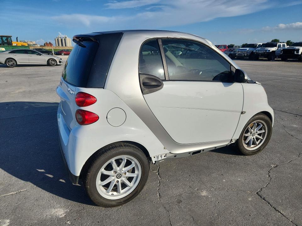 2013 Smart VIN WMEEJ3BA5DK659973 COPART salvage auction — FRONT END, LA - CERT OF TITLE-SALVAGE, sold $100 on 2026-07-29 (photo 3)