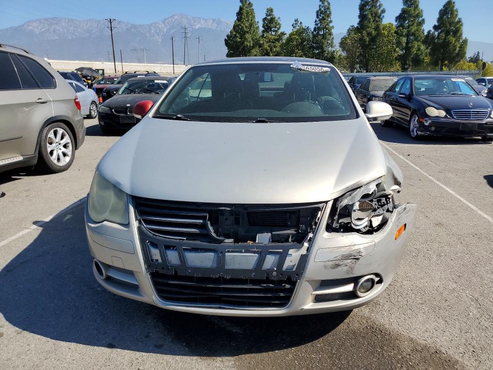 2009 Volkswagen Eos VIN WVWBA71F89V009837 COPART salvage auction — FRONT END, Ca - Cert Of Title-Salvaged, sold $525 on 2026-07-21 (photo 5)