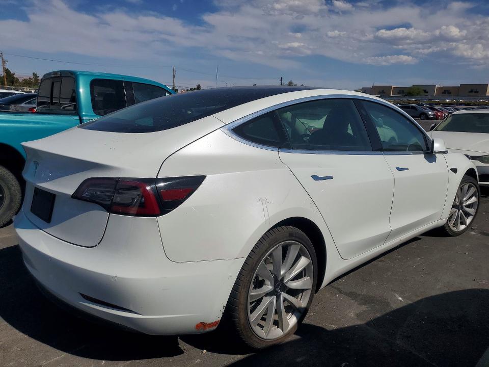 2020 Tesla Model 3 VIN 5YJ3E1EA3LF614634 COPART salvage auction — MINOR DENT/SCRATCHES, Nv - Certificate Of Title (P), sold $1,050 on 2026-07-13 (photo 3)