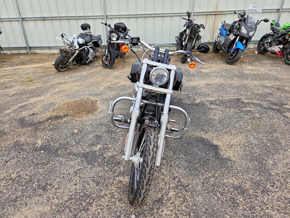 2014 Harley-davidson Wide glide VIN 1HD1GPM1XEC305361 COPART salvage auction — MINOR DENT/SCRATCHES, Salvage Title, sold $15 on 2026-07-21 (photo 2)