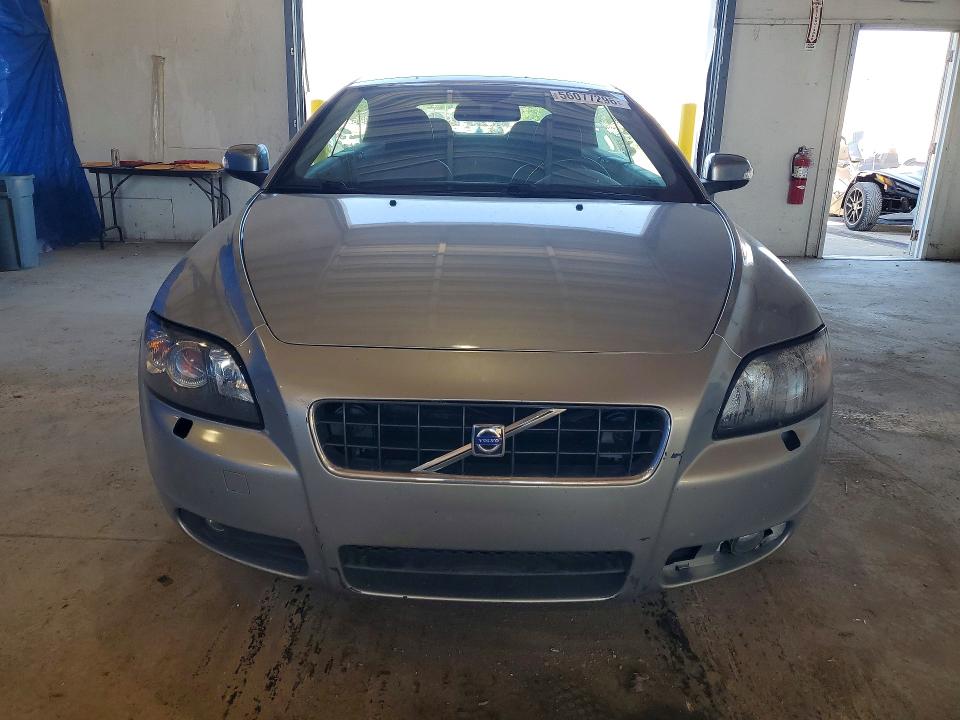 2010 Volvo C70 VIN YV1672MC4AJ090118 COPART salvage auction — REAR END, Ky - Cert Of Title-Salvage, sold $275 on 2026-08-20 (photo 5)