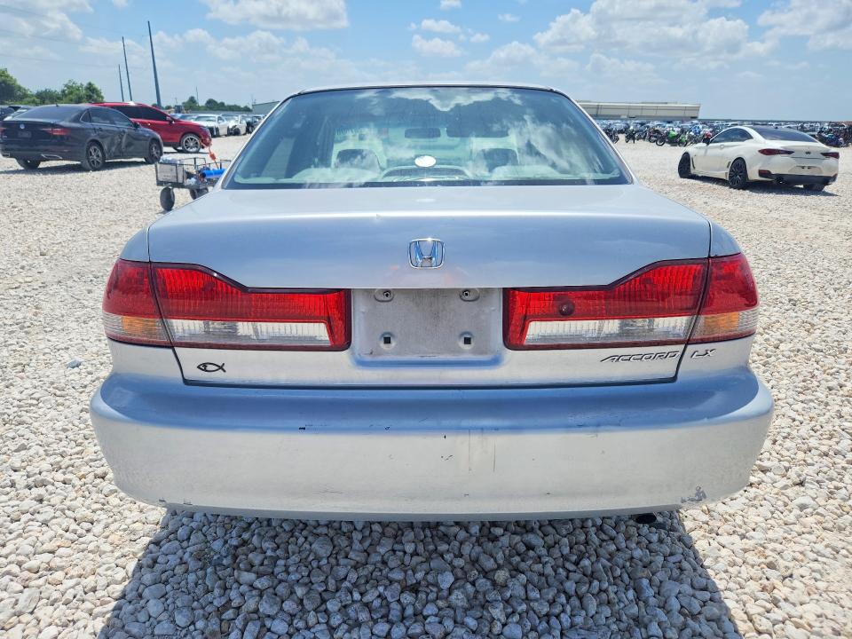 2001 Honda Accord VIN JHMCG56421C011256 COPART salvage auction — FRONT END, TX - SALVAGE VEHICLE TITLE (P), sold $70 on 2026-07-16 (photo 6)
