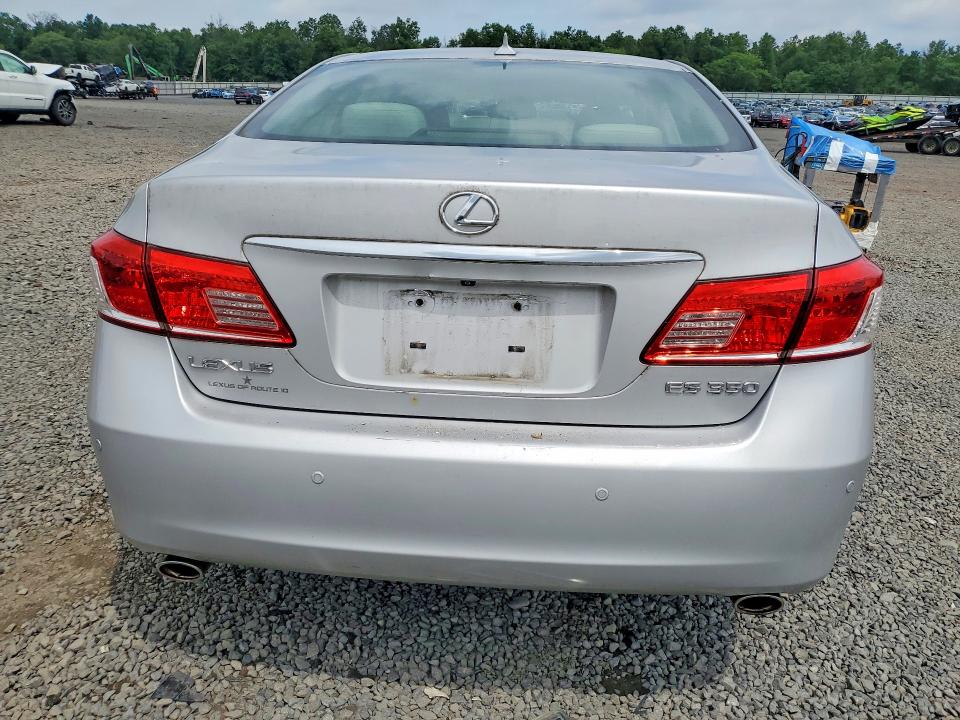 2010 Lexus ES VIN JTHBK1EG2A2362950 COPART salvage auction — MINOR DENT/SCRATCHES, Nj - Cert Of Title-Salvage, sold $4,250 on 2026-07-31 (photo 6)
