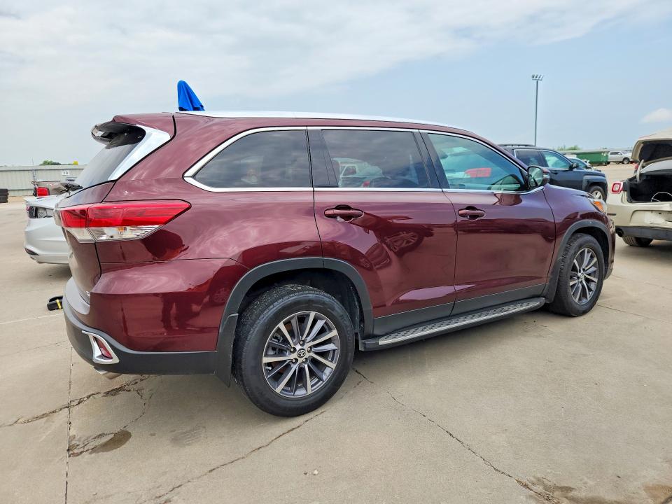 2019 Toyota Highlander VIN 5TDKZRFH6KS301159 COPART salvage auction — FRONT END, Tx - Salvage Vehicle Title, sold $10,000 on 2026-07-02 (photo 3)