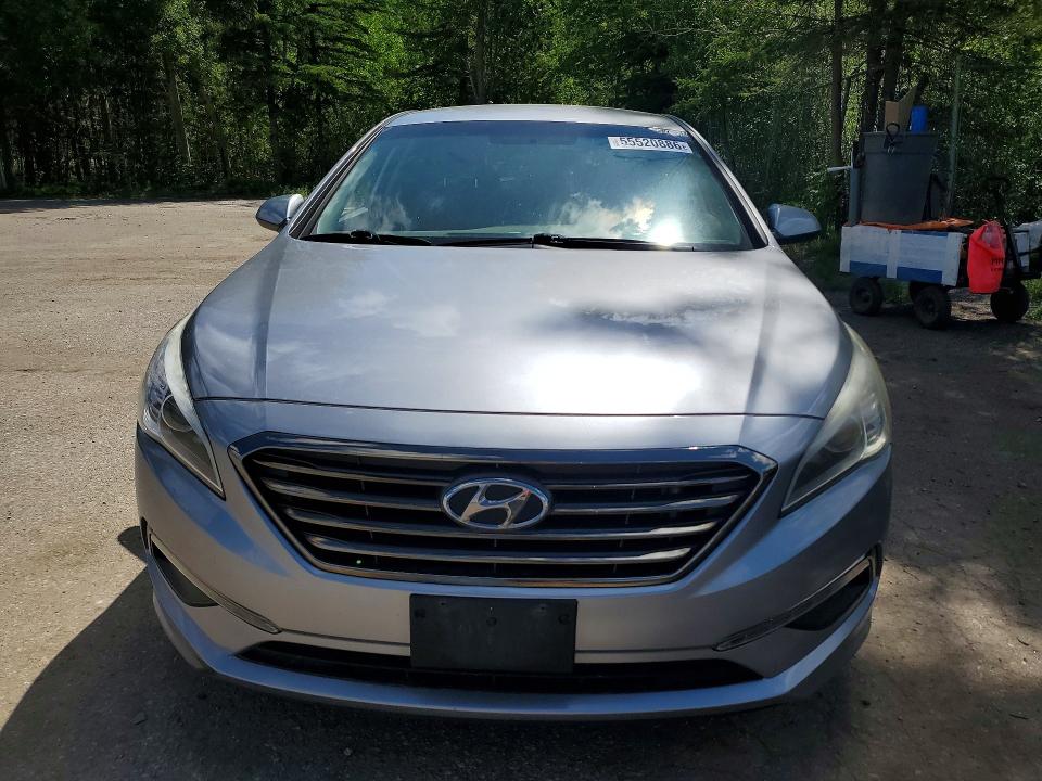 2017 Hyundai VIN 5NPE24AF8HH459981 COPART salvage auction — MINOR DENT/SCRATCHES, On - Permit No Brand - Unfit, sold $2,450 on 2026-07-03 (photo 5)