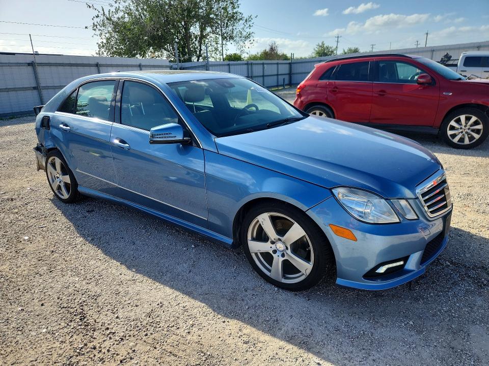 2011 Mercedes-benz E-class VIN WDDHF5GB0BA473048 COPART salvage auction — REAR END, Tx - Salvage Vehicle Title, sold $200 on 2026-07-09 (photo 4)