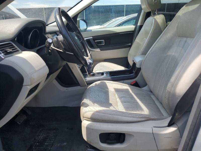 2017 Land rover Discovery VIN SALCR2BG8HH656848 COPART salvage auction — MINOR DENT/SCRATCHES, Mi - Dealer Only Clean Title, sold $2,850 on 2026-07-10 (photo 7)