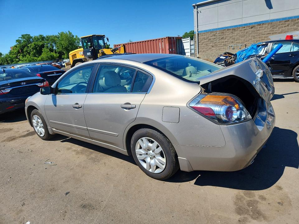 2011 Nissan Altima VIN 1N4AL2AP1BN484064 COPART salvage auction — REAR END, CT - CERT OF TITLE-SALVAGE, sold $525 on 2026-07-02 (photo 2)